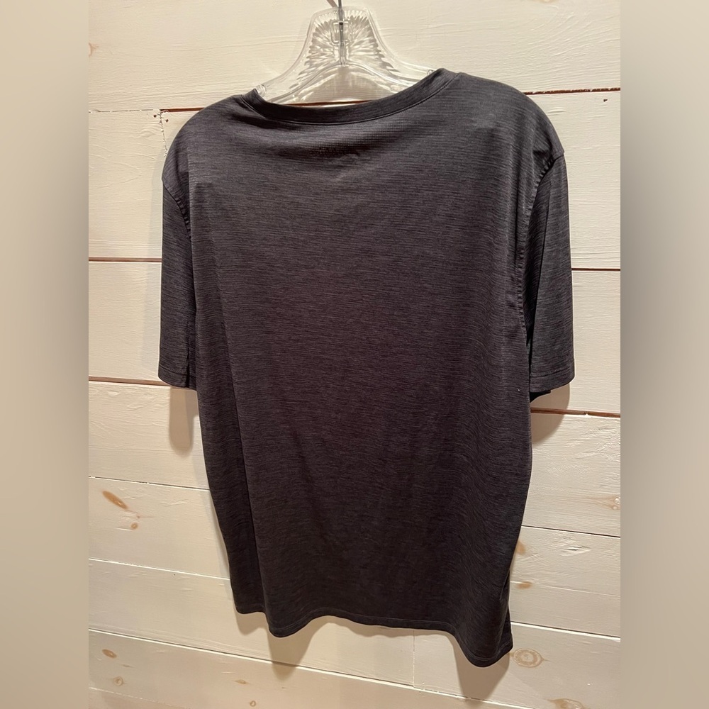 Chubbies Men's charcoal gray polyester crewneck  T-Shirt, size XL, EUC, summer - Picture 2 of 7